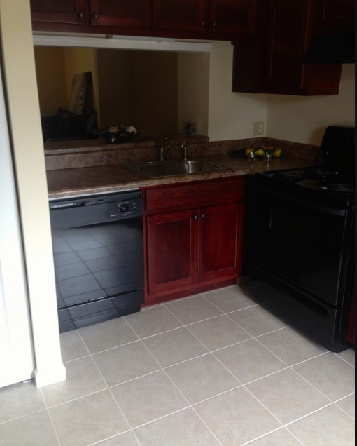 Kitchen - College Glen Condominiums