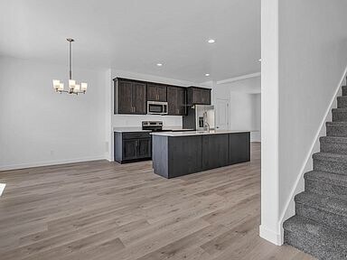 Building Photo - 407 S 1080 W