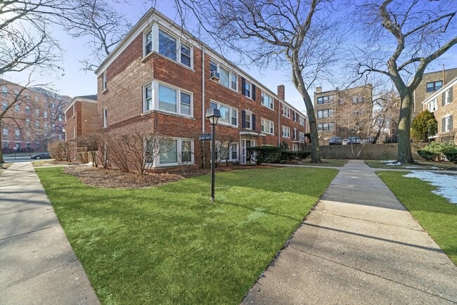 Foto del edificio - 426 Elmwood Ave