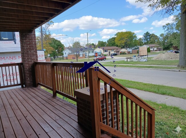 Foto del edificio - 7635 Woodrow Wilson St