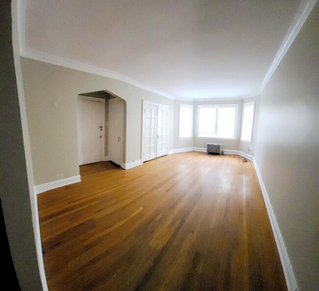 Foto del edificio - 6439 N Richmond St