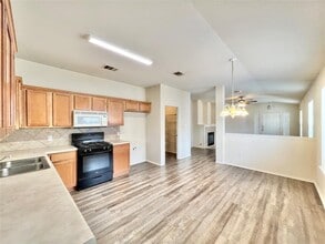 Building Photo - 2221 Pearson Way