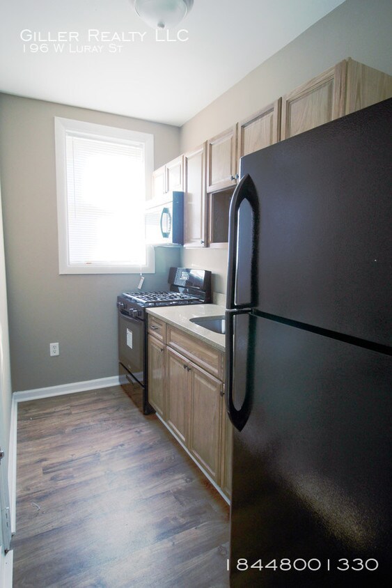 Juniata Park, Lovely 2 Bed Home Available Now House Rental in