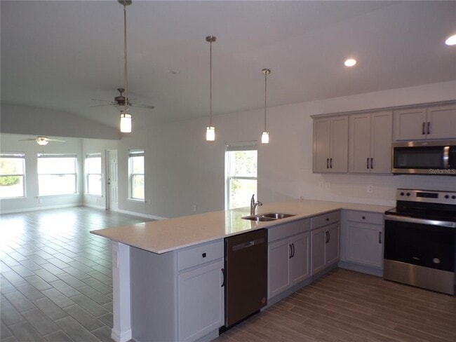 Foto del edificio - 25442 Colon Dr