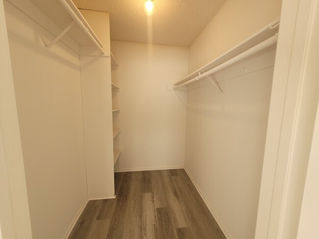 Foto del edificio - Eastborne III Apartments