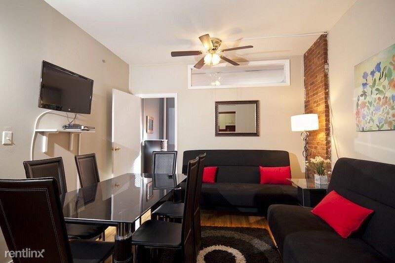 Foto principal - 1322 10th St NW