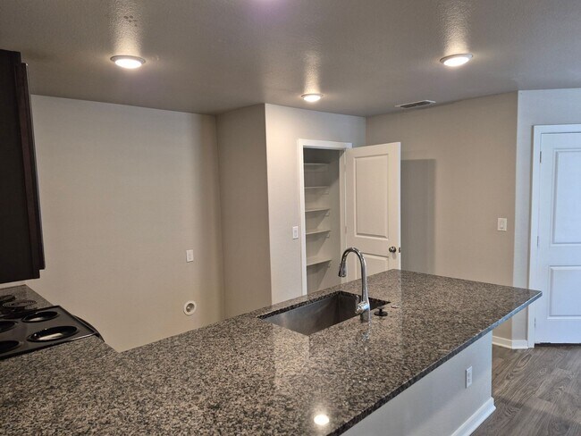 Foto del edificio - Bell Farms - 14412