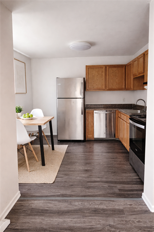 Building Photo - Deer Valley Apartments