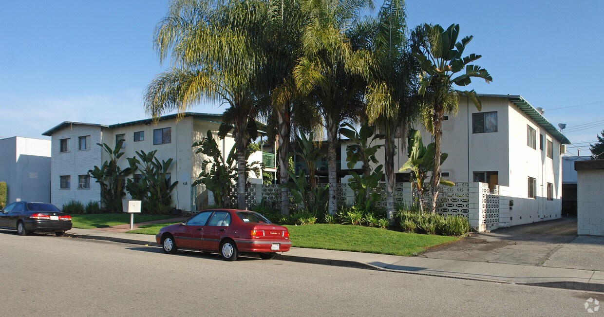 Primary Photo - 425 Anderwood Ct