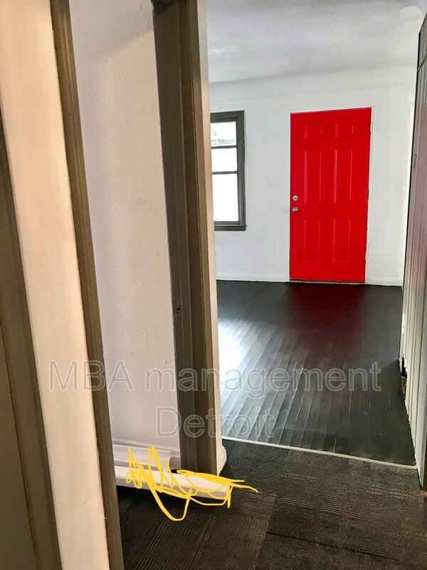 Foto del edificio - 10008 Meyers Rd