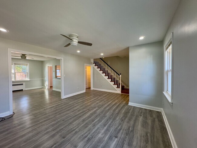 Building Photo - Charming 3 Bedroom/3 Bathroom Townhome in Ednor Gardens-Lakeside Neighborhood, MD!