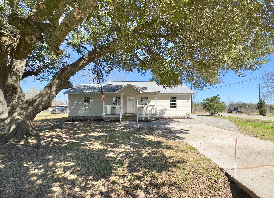 Primary Photo - 543 Tolson Rd