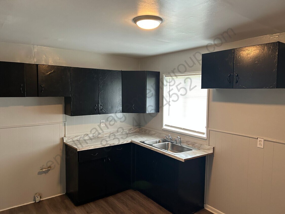 Building Photo - Great Home - New on The Market!!