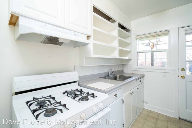 Foto del edificio - 2 br, 1 bath House - 2906 E 27th Street