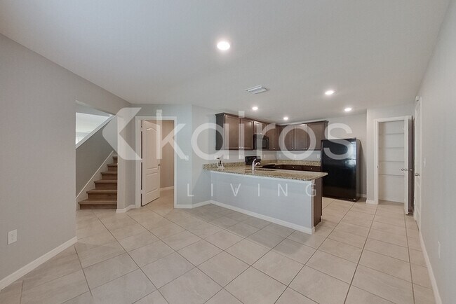 Foto del edificio - 8460 Indian Laurel Ln