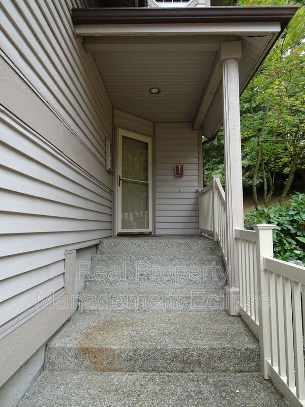 Building Photo - 6910 Old Redmond Rd