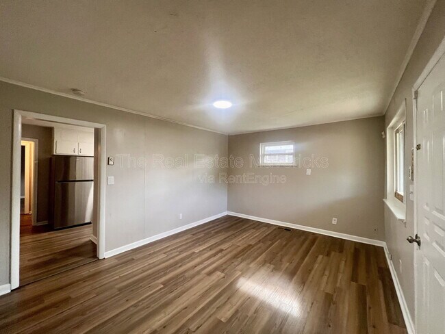 Foto del edificio - 4706 Midland Pike