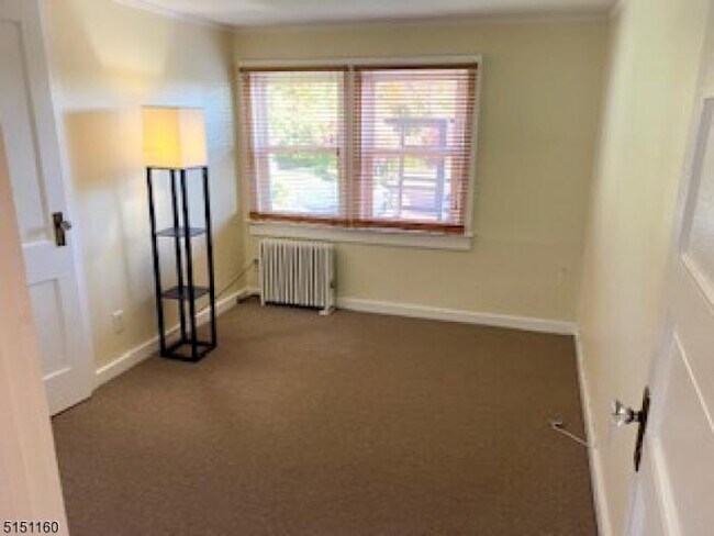 Building Photo - 1 bedroom in Summit NJ 07901