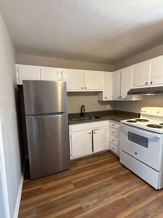 Foto del edificio - 1609 Line Cir