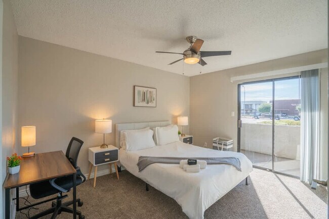 Foto del edificio - 8550 E McDowell Rd