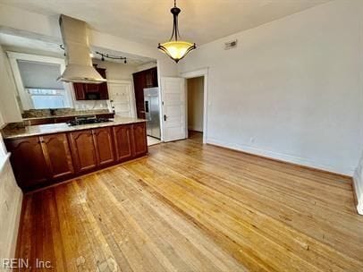 Building Photo - 230 E 40th St