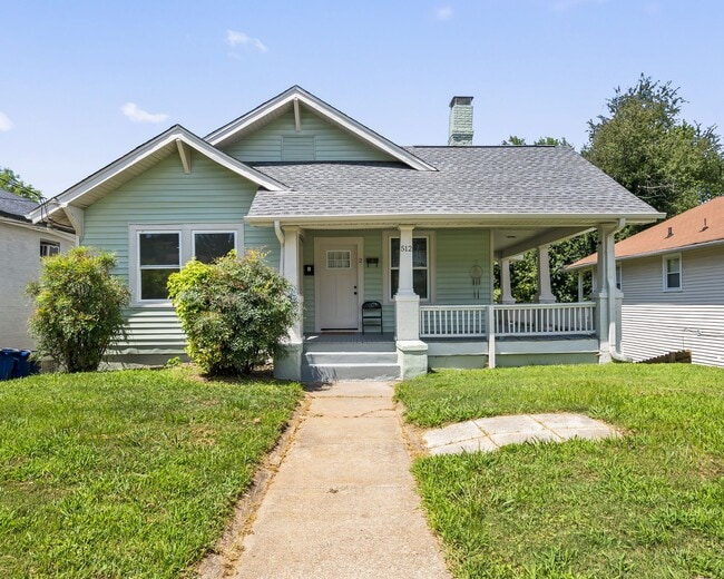 Building Photo - 512 Granville Dr