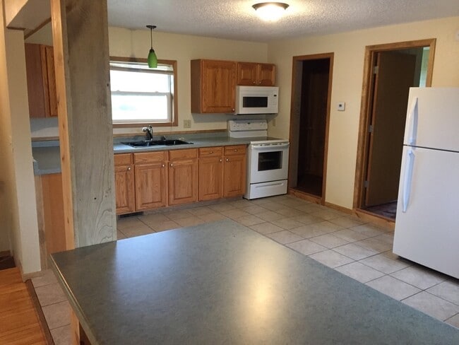 Building Photo - 3 Bed 2 Bath Single Family Home in Elcho