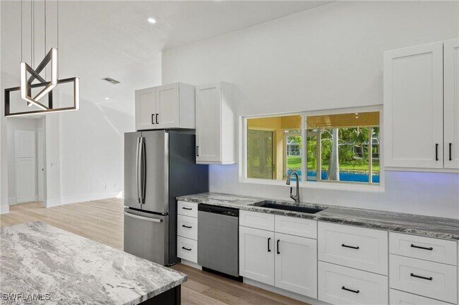 Building Photo - 1073 Rose Garden Rd