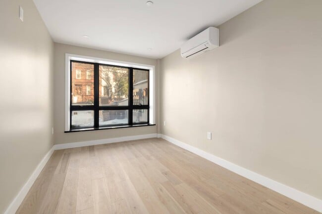 Foto del edificio - 458 Decatur St