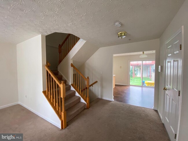 Building Photo - 8307 Frostwood Dr