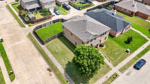 Foto del edificio - 14801 Whispering Ct