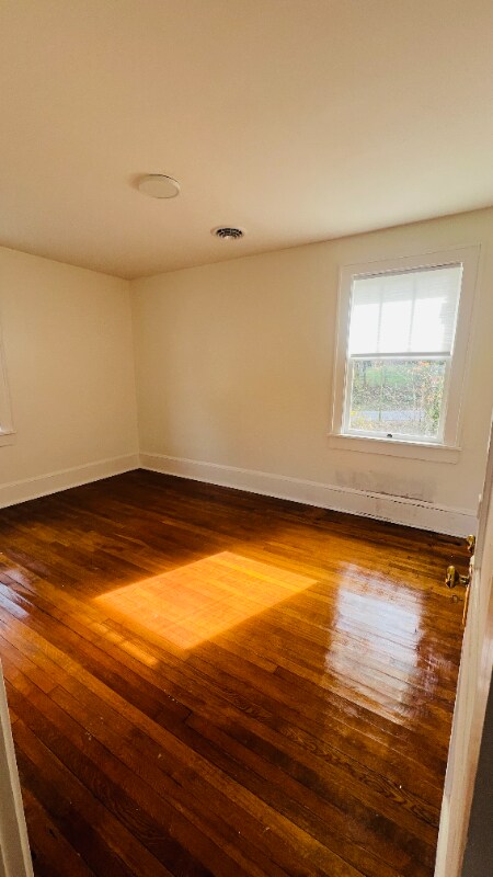 Foto del edificio - 812 Tyler Ave