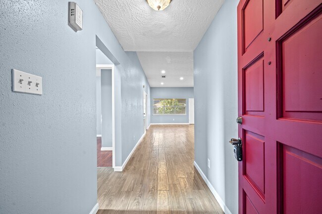 Foto del edificio - 11059 Landsbury Cir