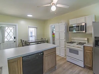 Foto del edificio - 637 Prospect Ave NE