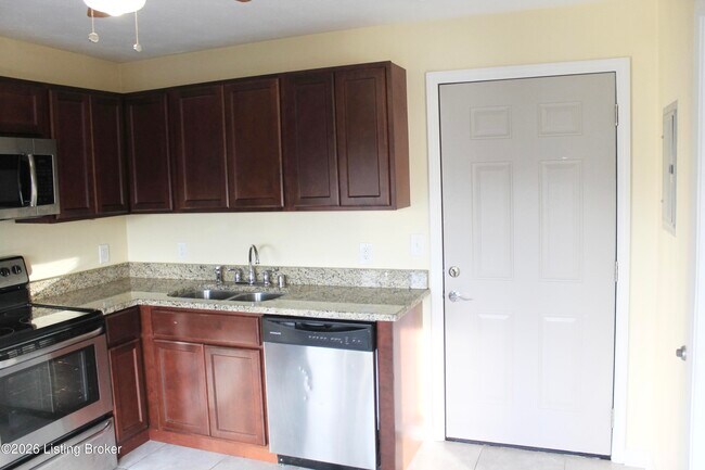 Foto del edificio - 1361 S Brook St