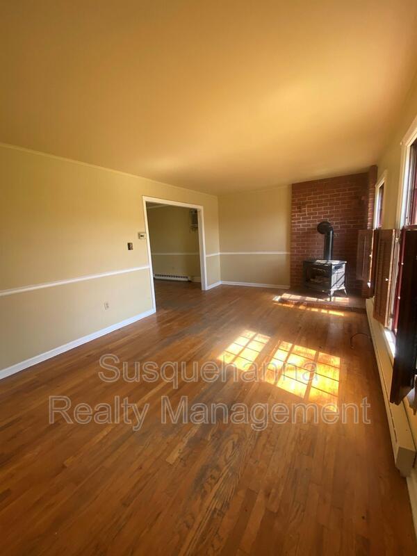 Building Photo - 529 Stone Hill Rd