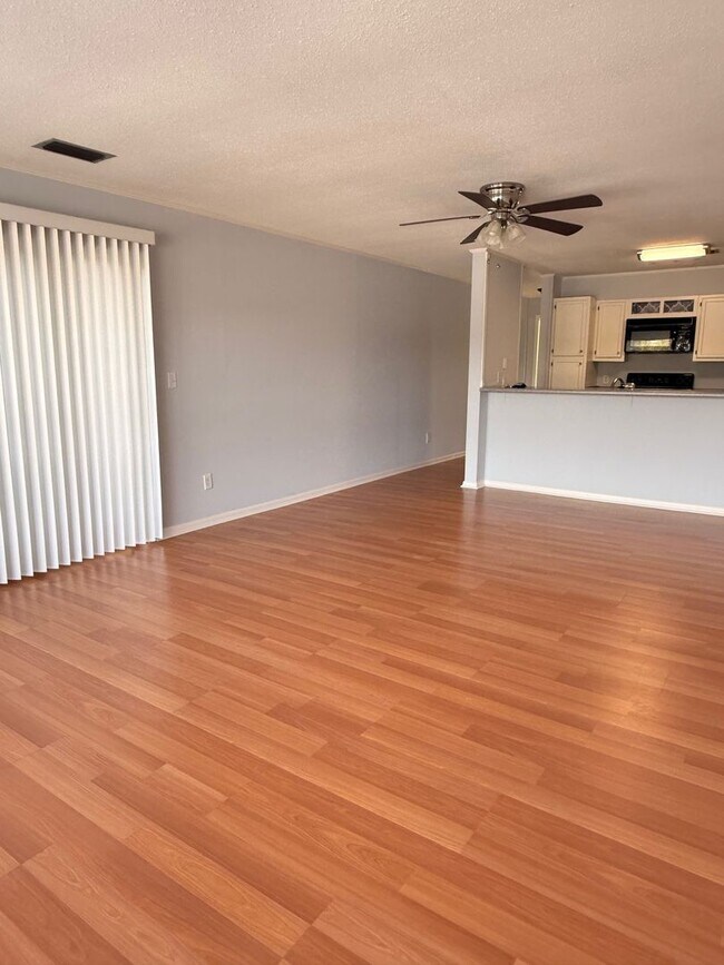 Building Photo - NAPIER