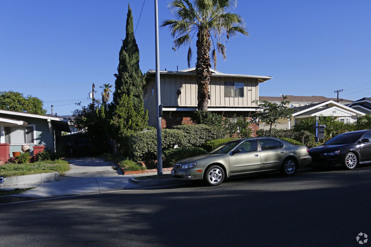 Foto del edificio - 419 Salem St