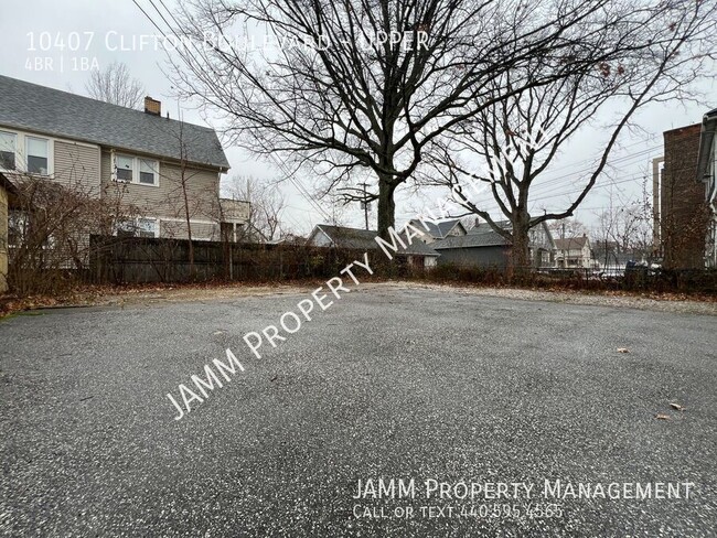 Building Photo - Edgewater 4 Bed Duplex!