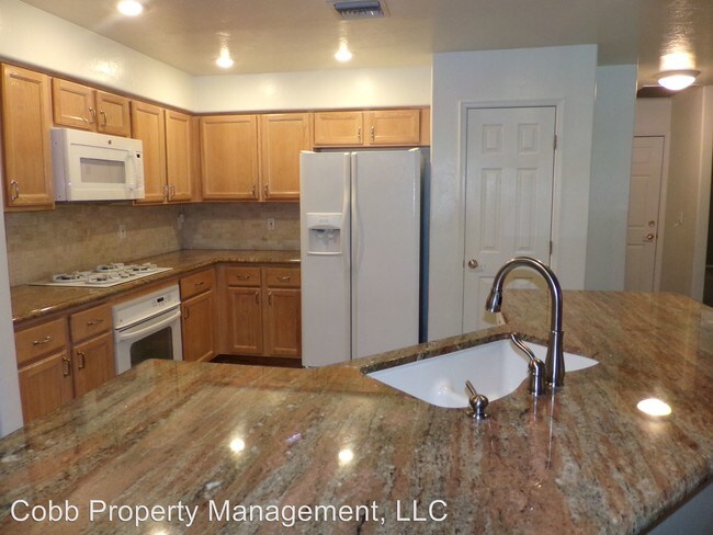 Foto del edificio - 7994 E Maggie Ct