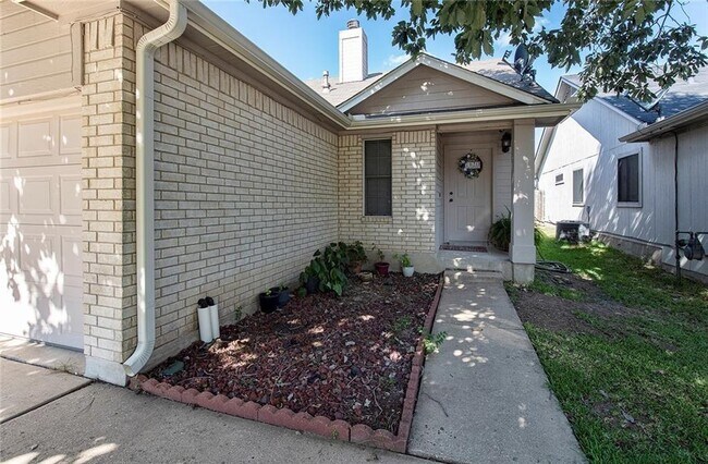 Foto del edificio - 21302 Derby Day Ave