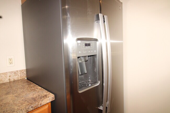 Foto del edificio - 2955 SW 22nd Ave