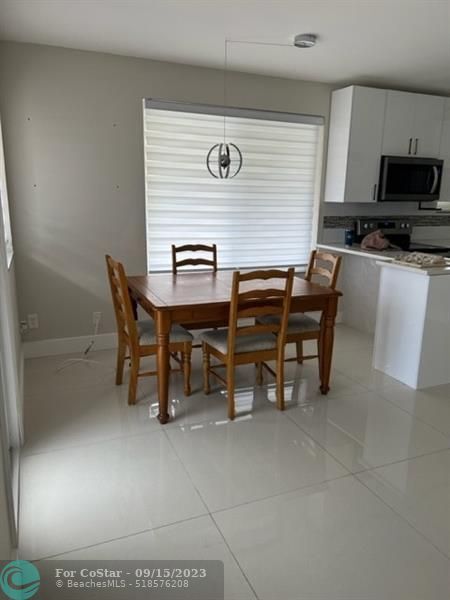 Foto del edificio - 3912 NE 22nd Ave