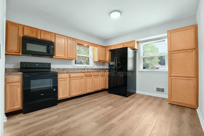 Photo - 3201 Patricia Dr House