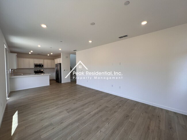 Foto del edificio - 12632 Hereford Ave