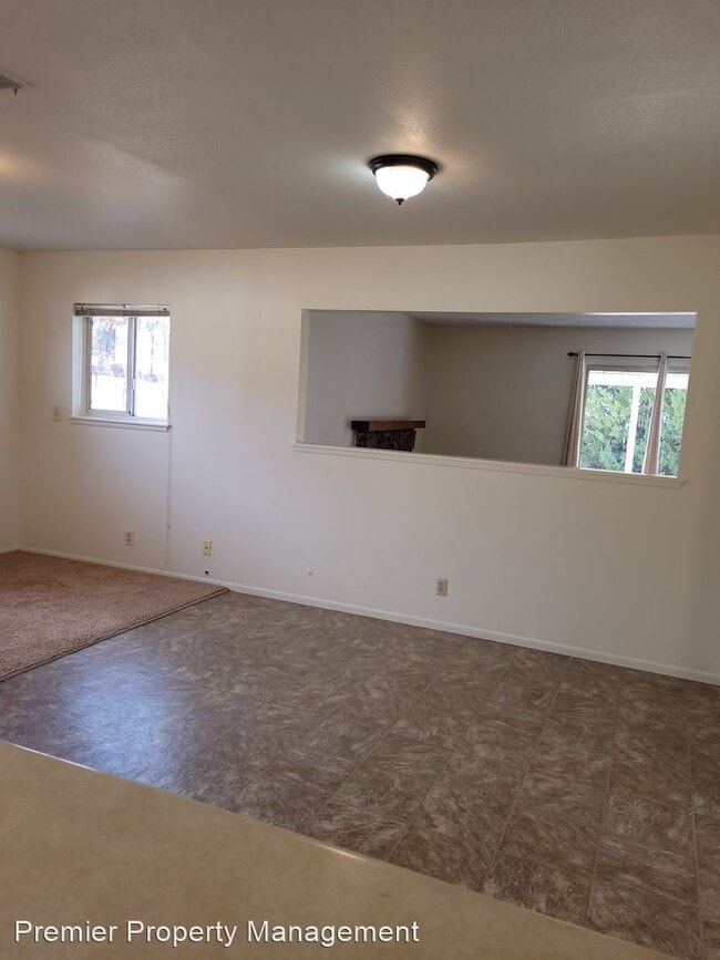 Building Photo - 3 br, 2 bath House - 1554 Rocking W Drive