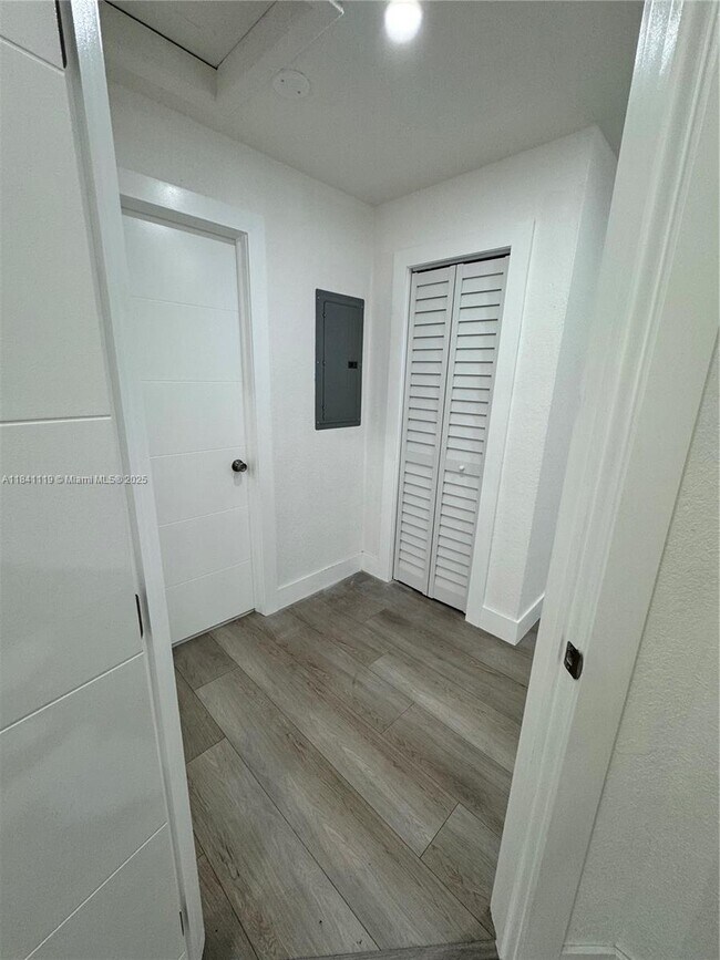 Foto del edificio - 1829 NW 46th St