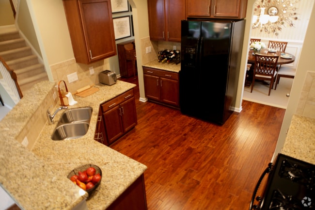 Building Photo - 5529 Moneta Ln