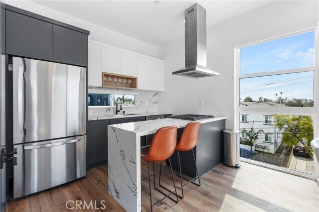 Foto principal - 4539 W 16th Pl