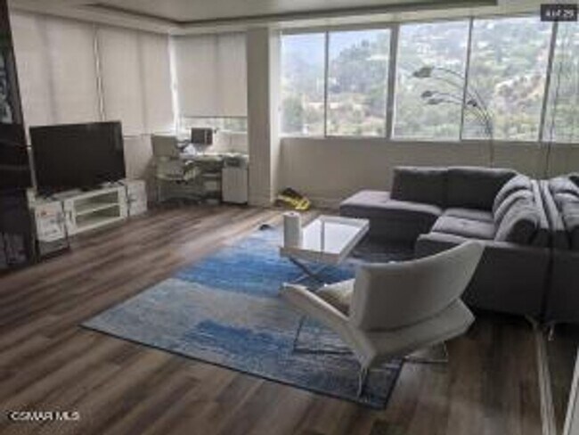 Building Photo - Spectacular Pacific Palisades ocean view c...